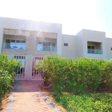 Holiday Home 3 Bedroom Seaview 拉斯阿尔卡麦 外观 照片