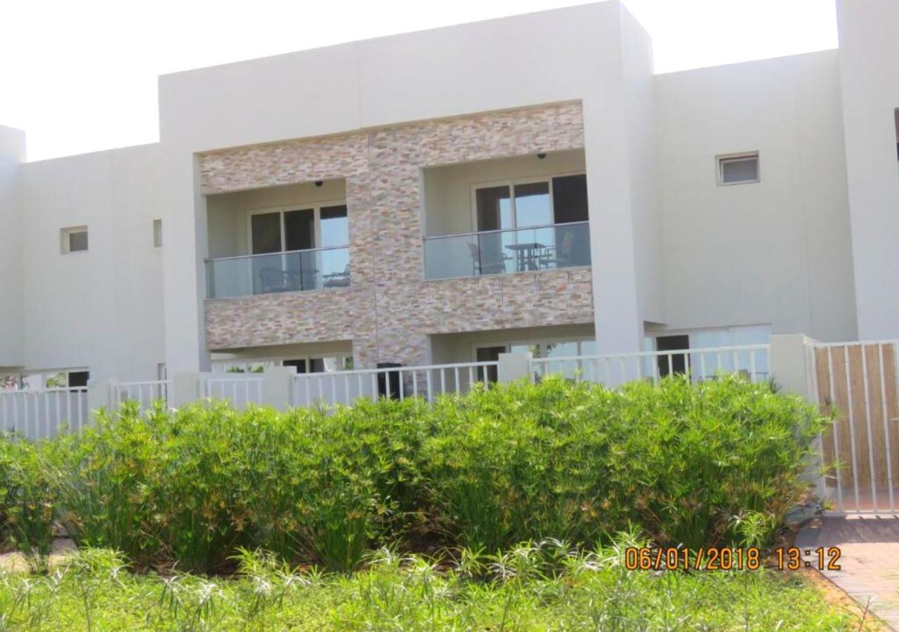 Holiday Home 3 Bedroom Seaview 拉斯阿尔卡麦 外观 照片