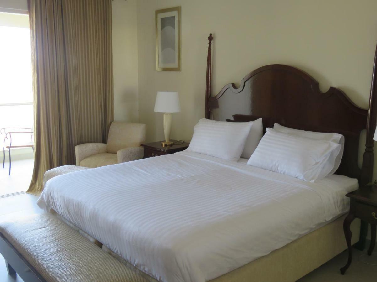 Holiday Home 3 Bedroom Seaview 拉斯阿尔卡麦 外观 照片
